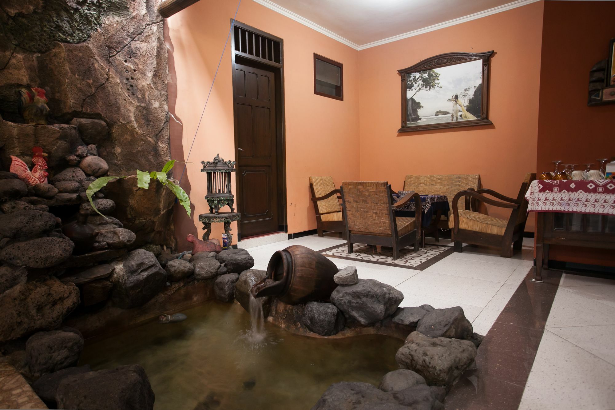 เรดดอร์ซ เนียร์ สตาซิอุน โกตาบารู มาลัง Hotel มะลัง ภายนอก รูปภาพ